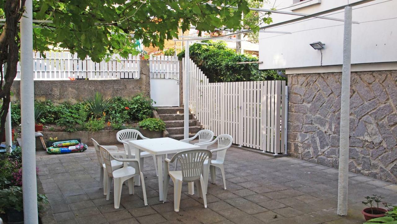 סוזופול Villa Burkopolis מראה חיצוני תמונה